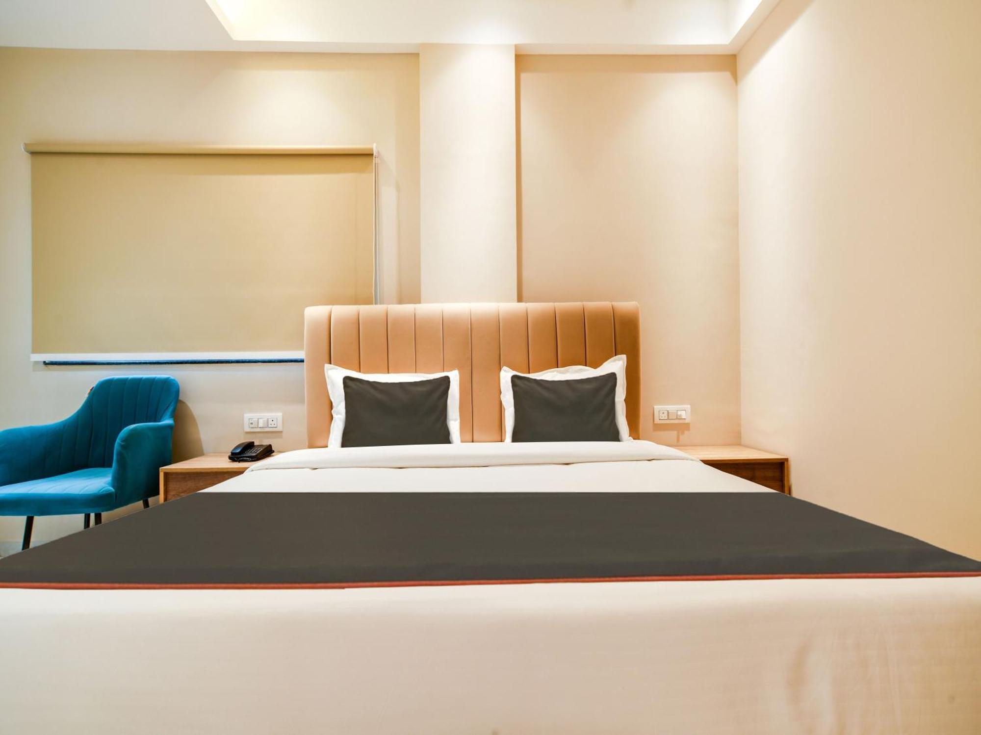 Collection O Hotel Mint Indore Luaran gambar