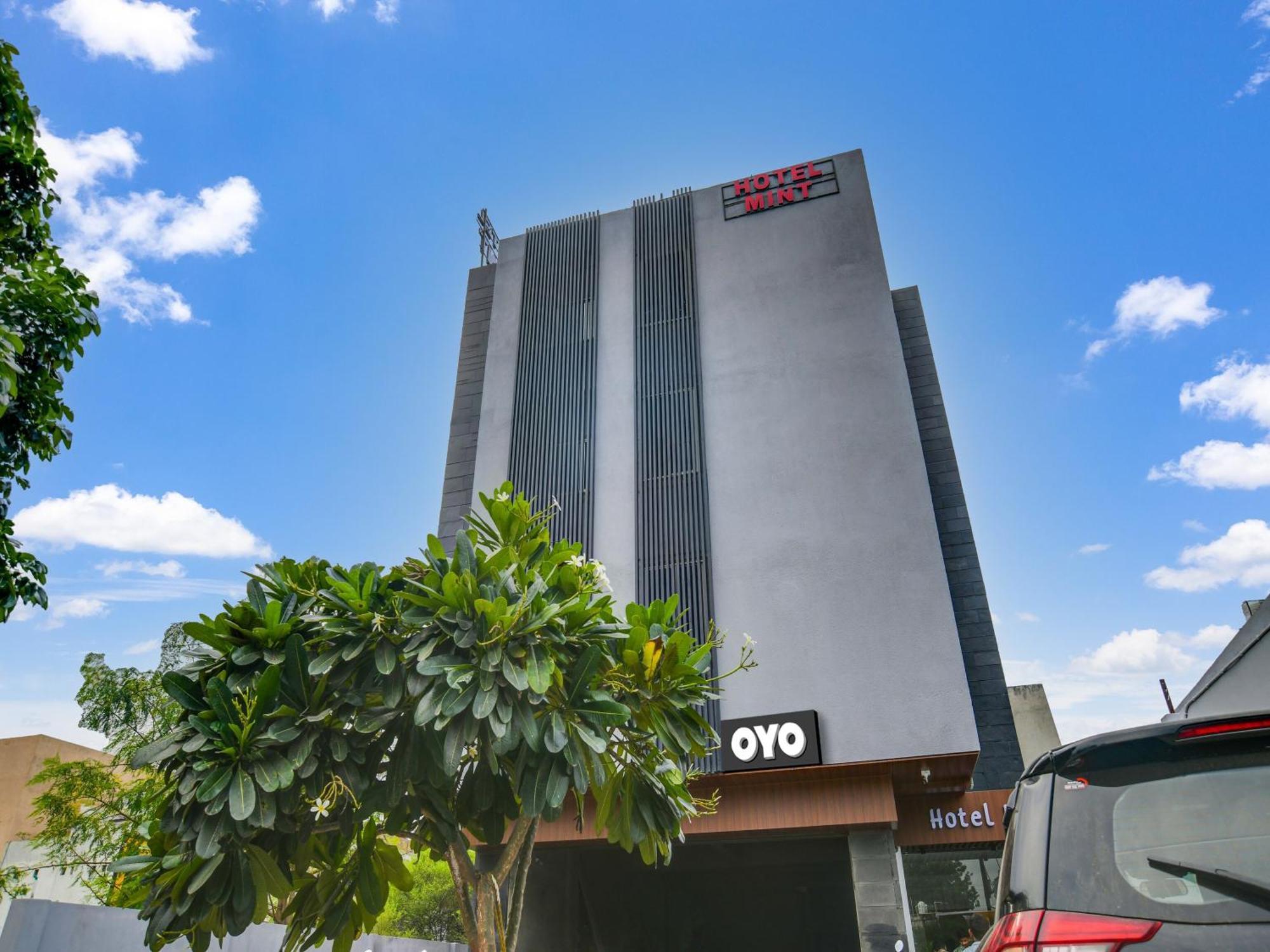 Collection O Hotel Mint Indore Luaran gambar