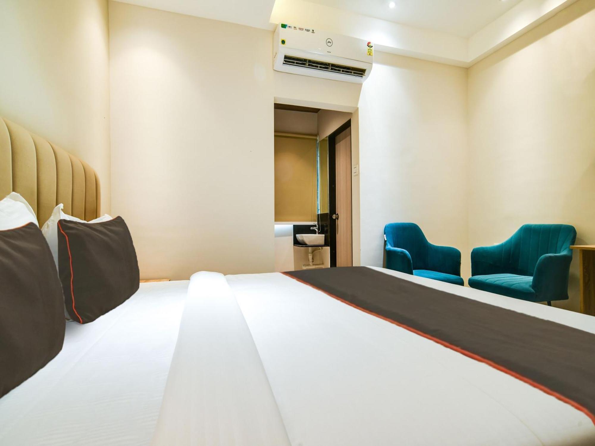 Collection O Hotel Mint Indore Luaran gambar
