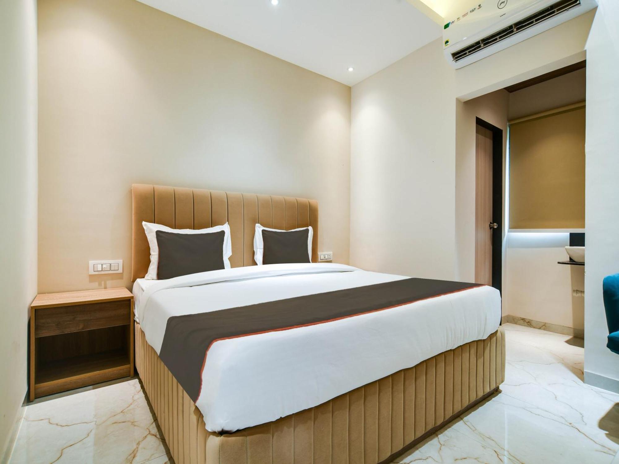 Collection O Hotel Mint Indore Luaran gambar